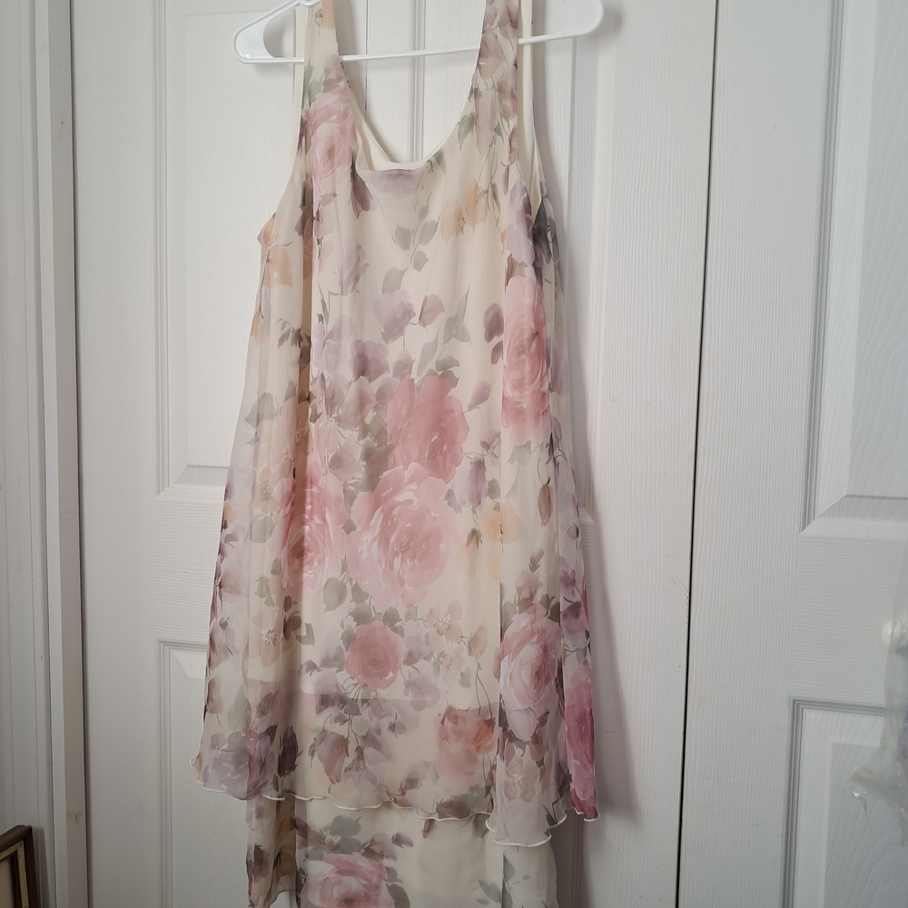 Chic Floral Layered Dress